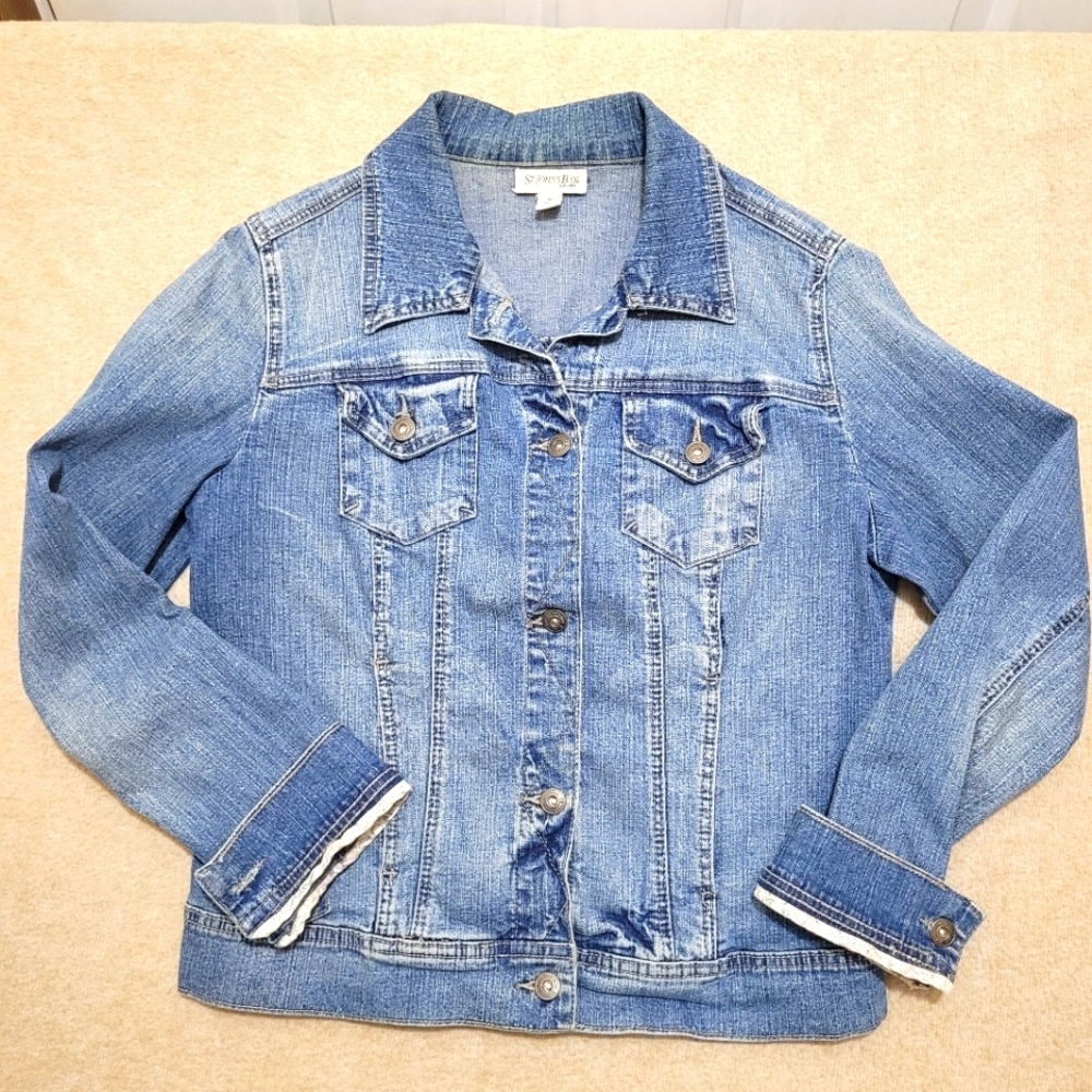 St. John's Bay Denim Jean Jacket Womens Sz M Stretch Trucker‎ Flap Pockets